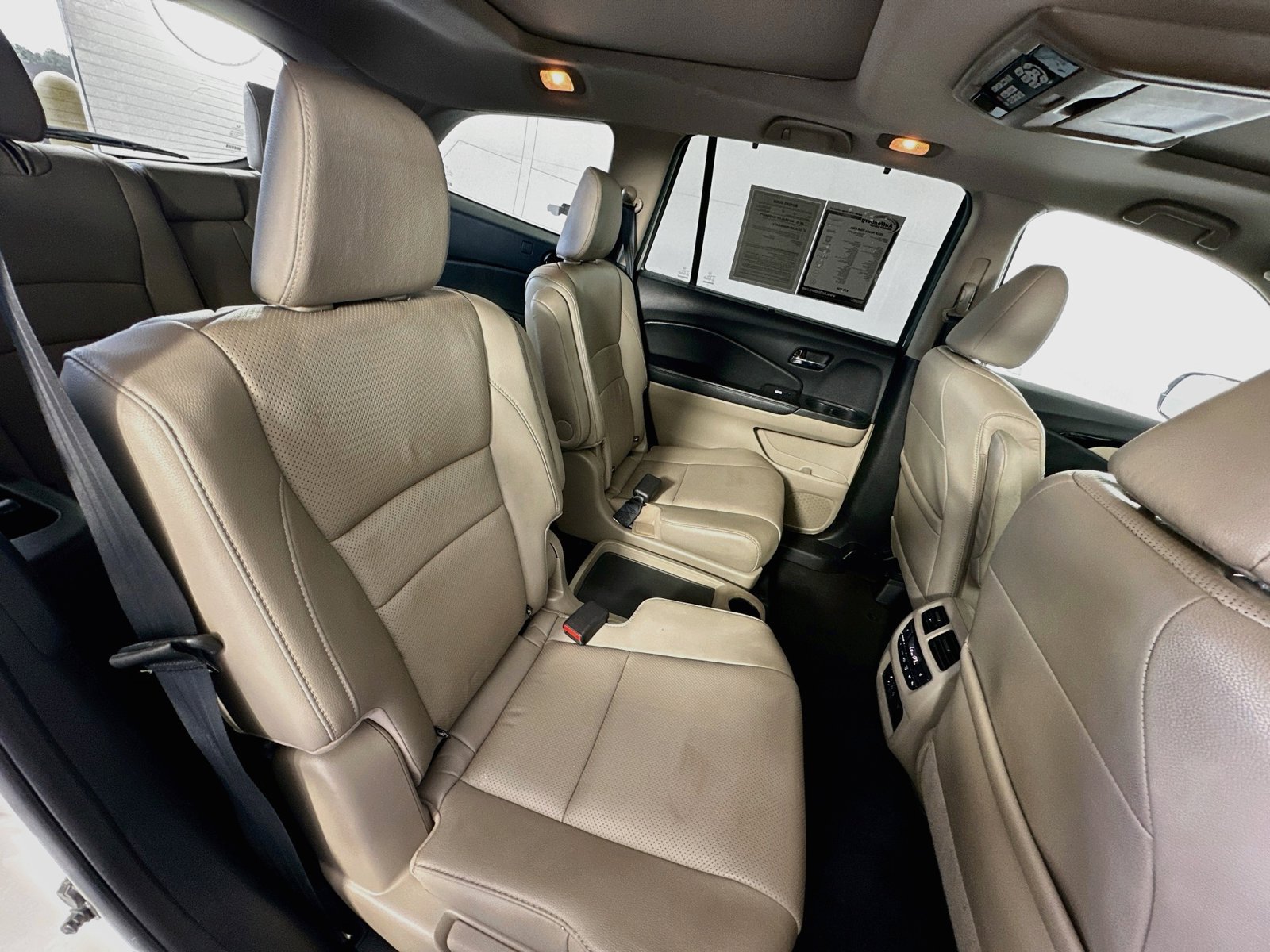 Used 2018 Honda Pilot Elite image 30