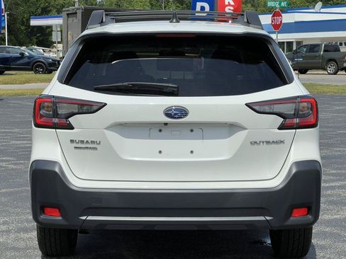 Used 2023 Subaru Outback Premium AWD/4WD image 34