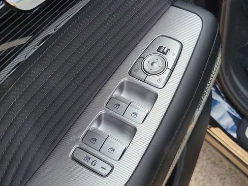 Used 2024 Hyundai Palisade Calligraphy image 19