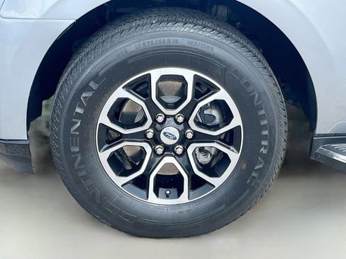 Used 2023 Ford Expedition Max XLT RWD image 32