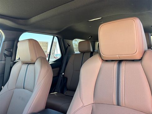 New 2025 Toyota 4Runner Limited image 11