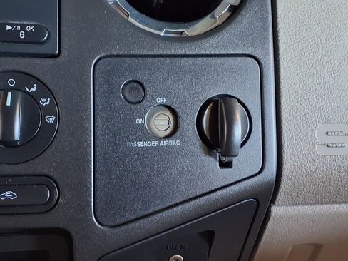 Used 2008 Ford F250 XL image 22