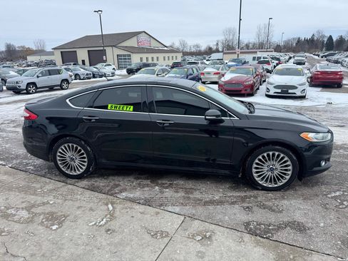 Used 2016 Ford Fusion Titanium AWD/4WD image 4