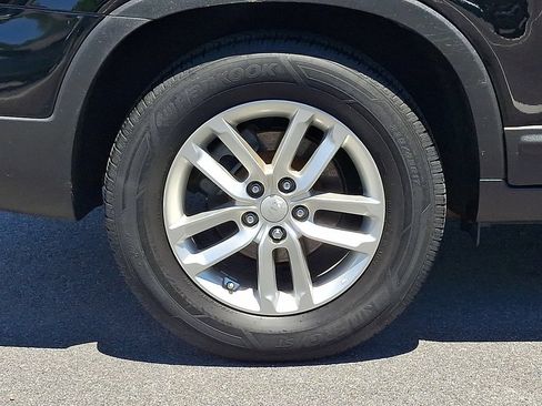 Used 2014 Kia Sorento LX AWD/4WD image 8