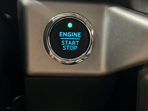 Used 2024 Ford Expedition Max XLT AWD/4WD image 38