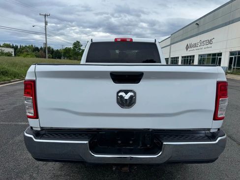 Used 2022 RAM 2500 Tradesman w/ Chrome Appearance Group image 9