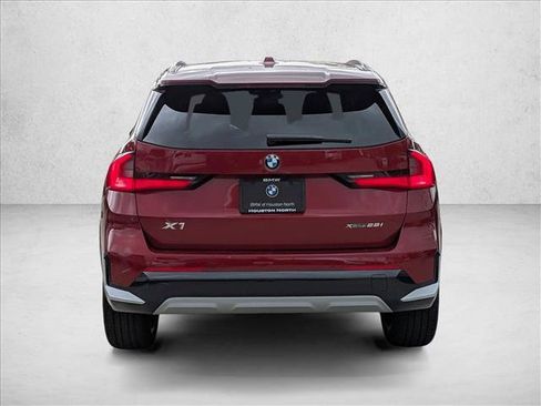 Used 2026 BMW X1 xDrive28i AWD/4WD image 7