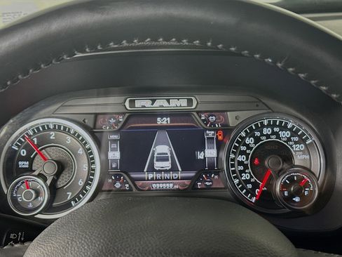 Used 2022 RAM 1500 Big Horn AWD/4WD image 18