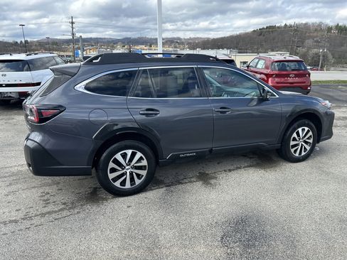 Certified 2023 Subaru Outback Premium image 8
