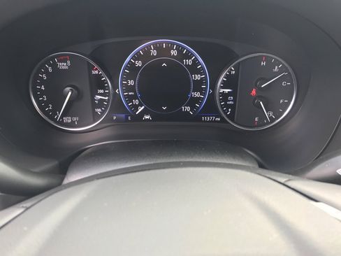Used 2024 Buick Enclave Avenir w/ Avenir Technology Package AWD/4WD image 3