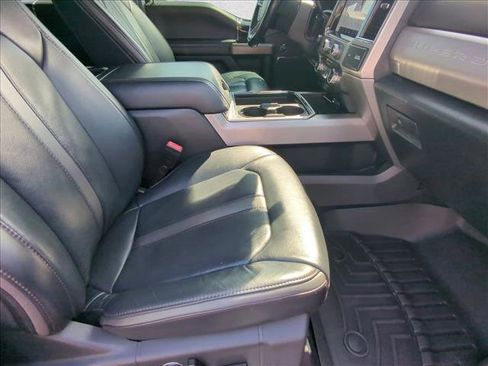Used 2022 Ford F250 Platinum image 20
