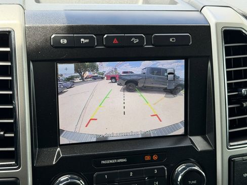 Used 2021 Ford F250 Lariat w/ Lariat Value Package AWD/4WD image 24