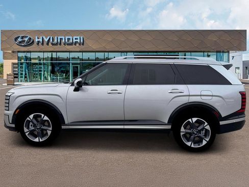 New 2026 Hyundai Palisade Limited FWD image 3