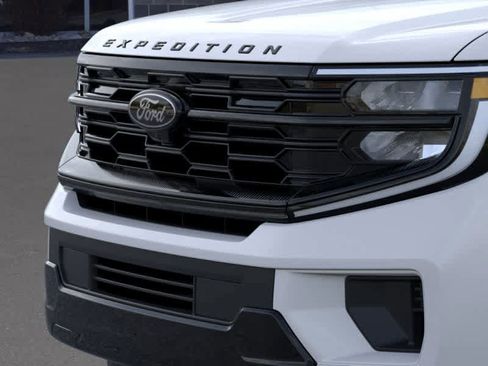New 2026 Ford Expedition Platinum w/ Stealth Performance Package image 17