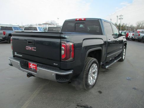 Used 2018 GMC Sierra 1500 SLT w/ SLT Premium Package image 3