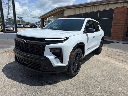 New 2026 Chevrolet Traverse RS FWD image 1