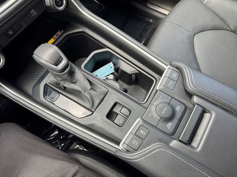 Used 2024 Toyota Grand Highlander AWD image 23