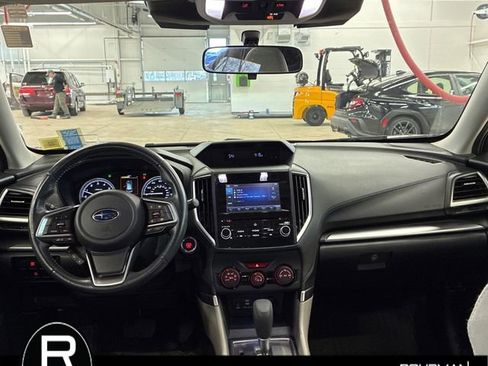 Used 2022 Subaru Forester Premium image 10