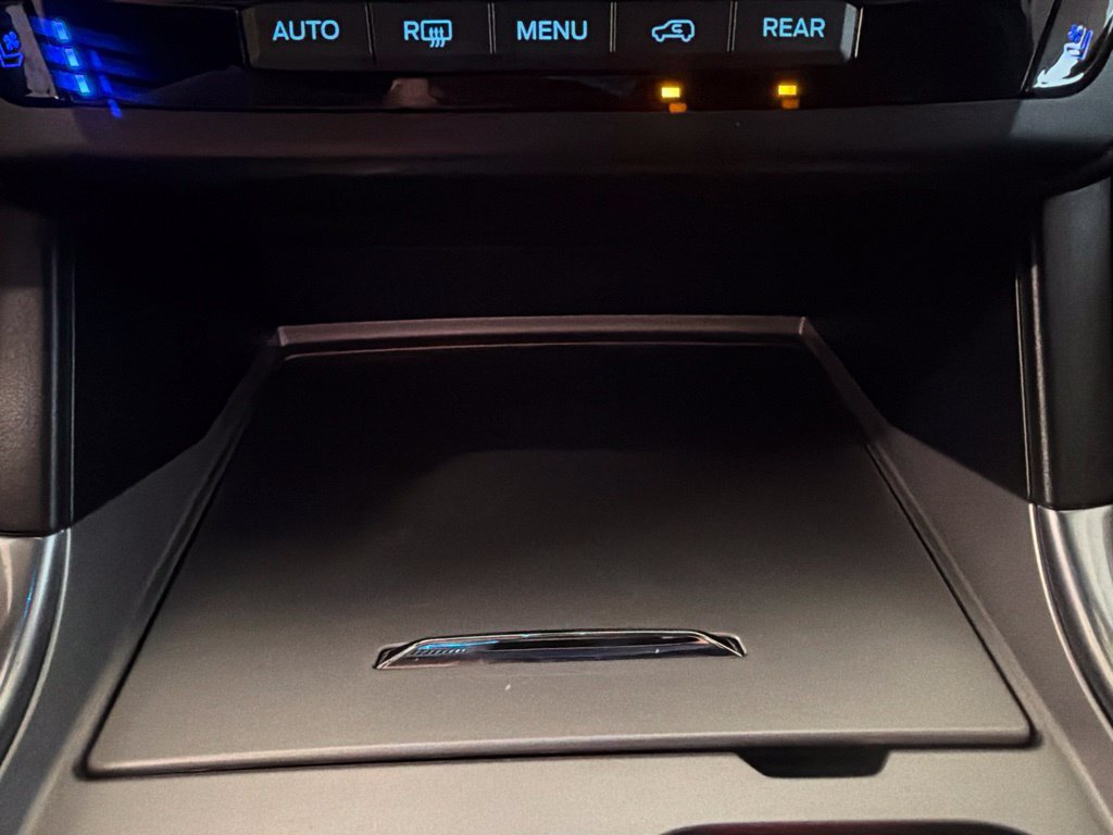 Used 2020 Ford Explorer Limited w/ Hybrid Equipment Group 310A AWD/4WD image 93