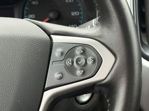 Used 2022 Chevrolet Colorado LT w/ Fleet Safety Package AWD/4WD image 19