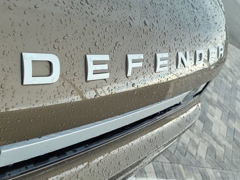 Certified 2025 Land Rover Defender 110 S AWD/4WD image 9