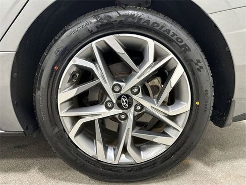 Used 2022 Hyundai Sonata SEL image 14