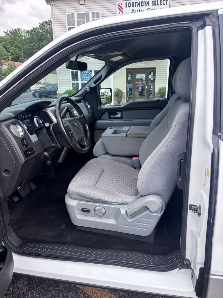 Used 2014 Ford F150 XLT w/ Equipment Group 302A Luxury AWD/4WD image 10