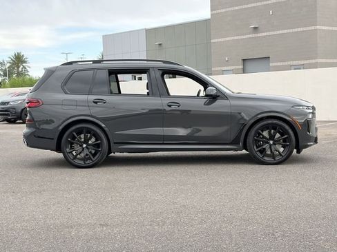 New 2026 BMW X7 xDrive40i w/ M Sport Package AWD/4WD image 5