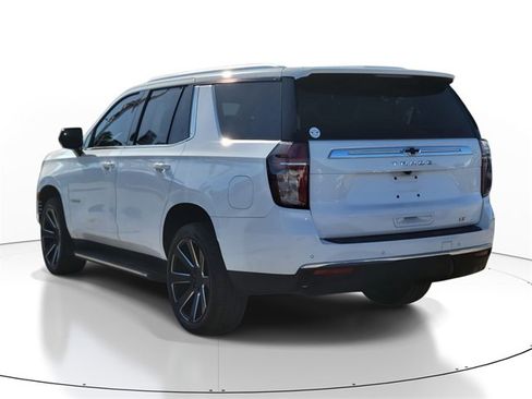 Used 2021 Chevrolet Tahoe LT image 3