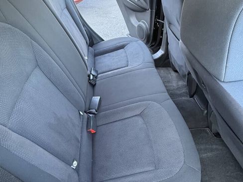 Used 2014 Nissan Rogue S w/ Convenience Package AWD/4WD image 14