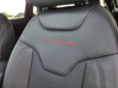 New 2026 Jeep Compass Trailhawk image 14