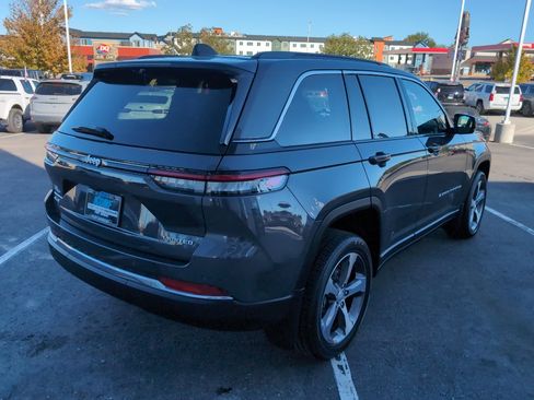 New 2025 Jeep Grand Cherokee Limited w/ Luxury Tech Group II image 5