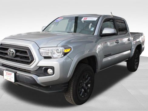 Certified 2023 Toyota Tacoma SR5 w/ Technology Package AWD/4WD image 9