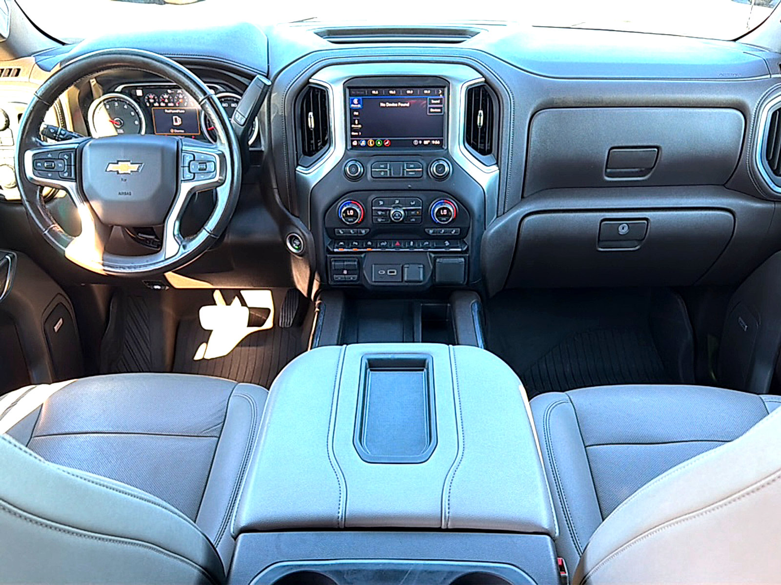 Used 2021 Chevrolet Silverado 1500 LTZ w/ LTZ Premium Texas Edition AWD/4WD image 22