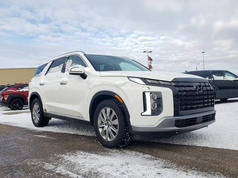 Used 2023 Hyundai Palisade SEL image 3