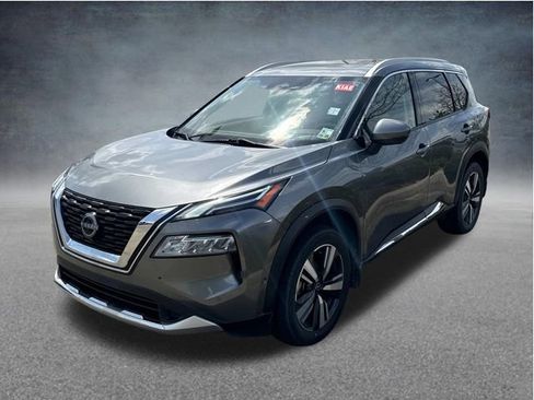Used 2023 Nissan Rogue Platinum w/ Platinum Premium Package FWD image 3