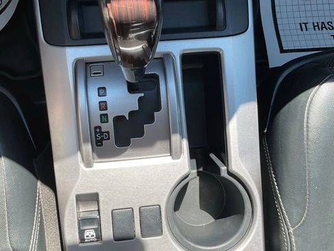 Used 2020 Toyota 4Runner Limited image 34