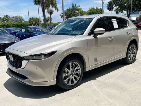 Used 2025 MAZDA CX-5 AWD 2.5 S w/ Premium Plus Pkg image 3