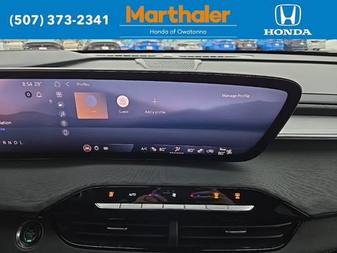 Used 2025 Buick Enclave Preferred image 23