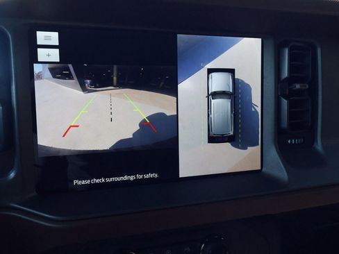 Used 2024 Ford Bronco Outer Banks image 19