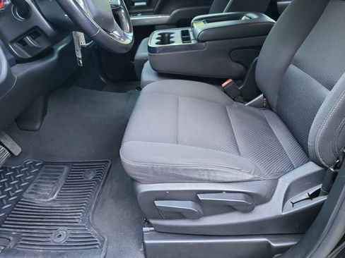 Used 2019 Chevrolet Silverado 1500 LT RWD image 25