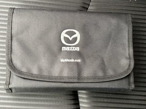 Used 2014 MAZDA MAZDA3 i Touring w/ Technology Package FWD image 31