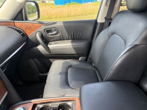 Used 2024 Nissan Armada SL AWD/4WD image 17