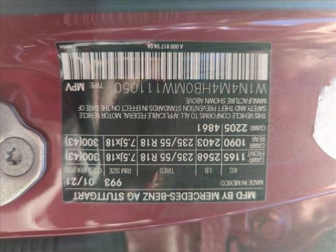 Used 2021 Mercedes-Benz GLB 250 4MATIC image 24
