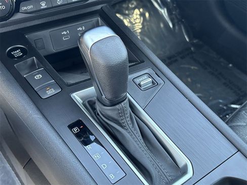 New 2026 Nissan Kicks SV image 17