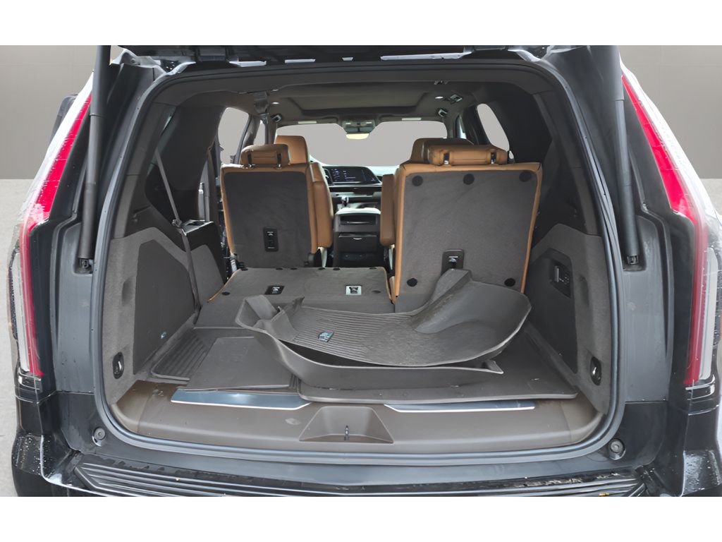 Used 2023 Cadillac Escalade Sport w/ Touring Package AWD/4WD image 20