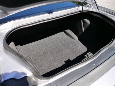 Used 2014 Dodge Challenger R/T w/ Blacktop Package image 27