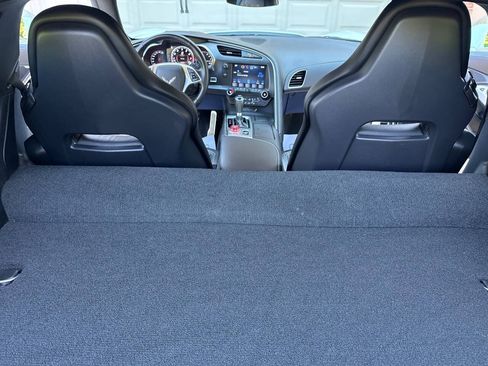 Used 2019 Chevrolet Corvette Stingray Coupe w/ 1LT RWD image 37