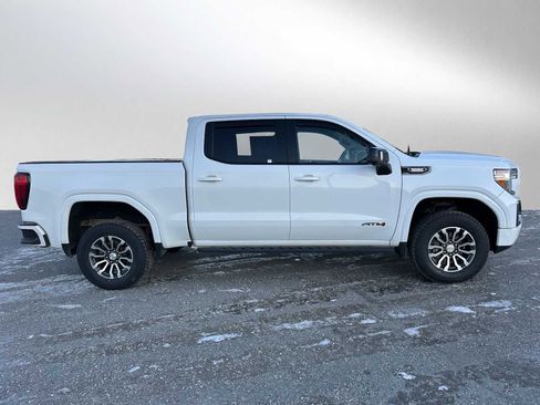 Used 2021 GMC Sierra 1500 AT4 image 2