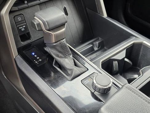 Used 2024 Toyota Tundra SR5 RWD image 18